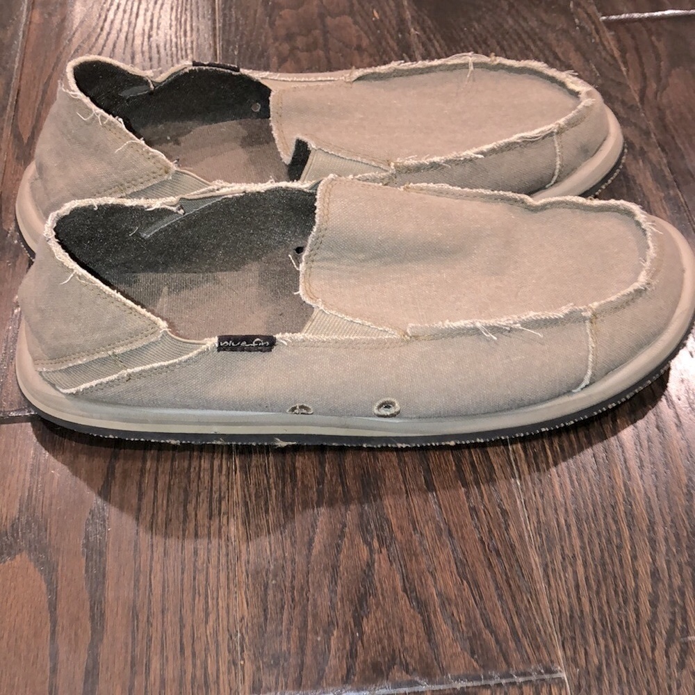 Blue Fin men’s canvas loafers size 12
